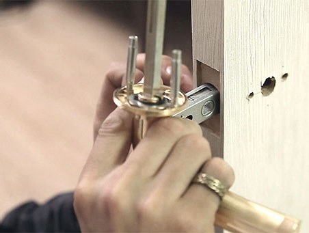 Замена фурнитуры